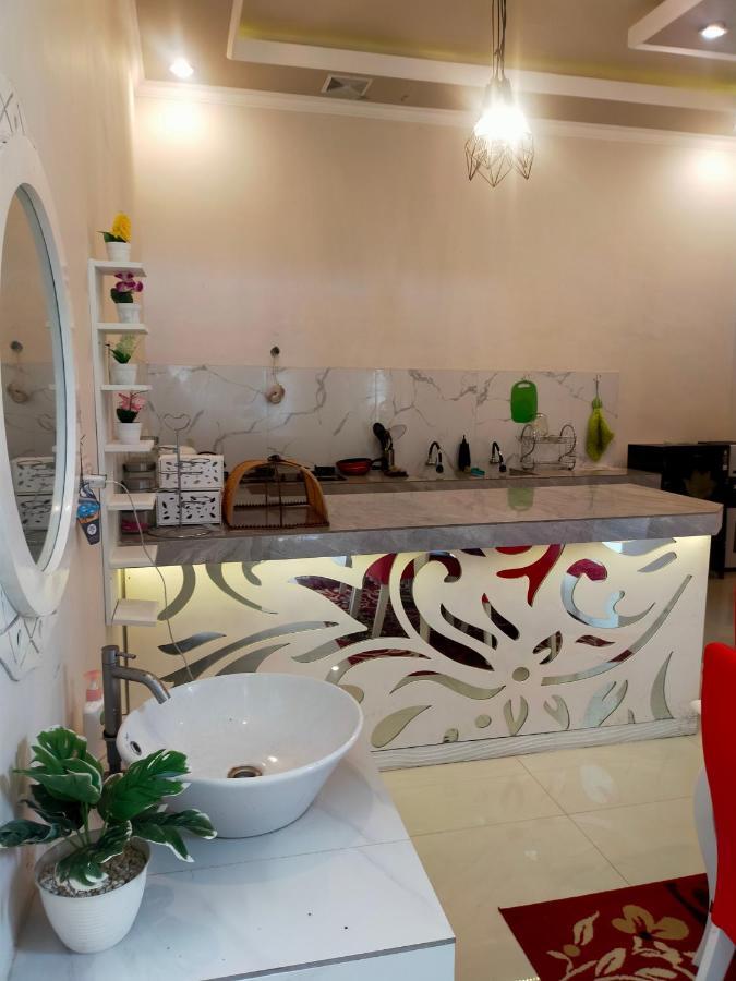 Villa Keluarga Pandansari Malang Eksteriør bilde